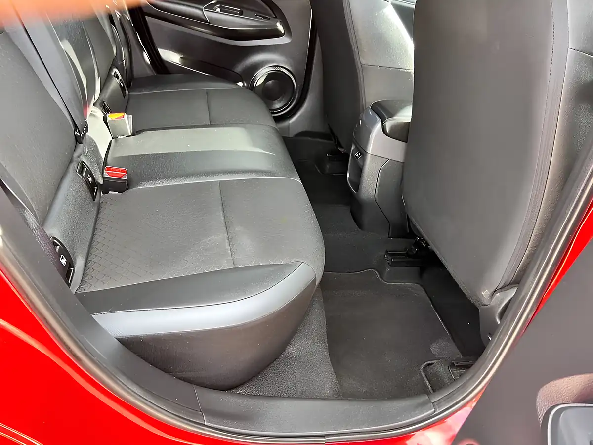 Used 2023 Nissan Juke N-Connecta Red - Interior and Exterior details 15