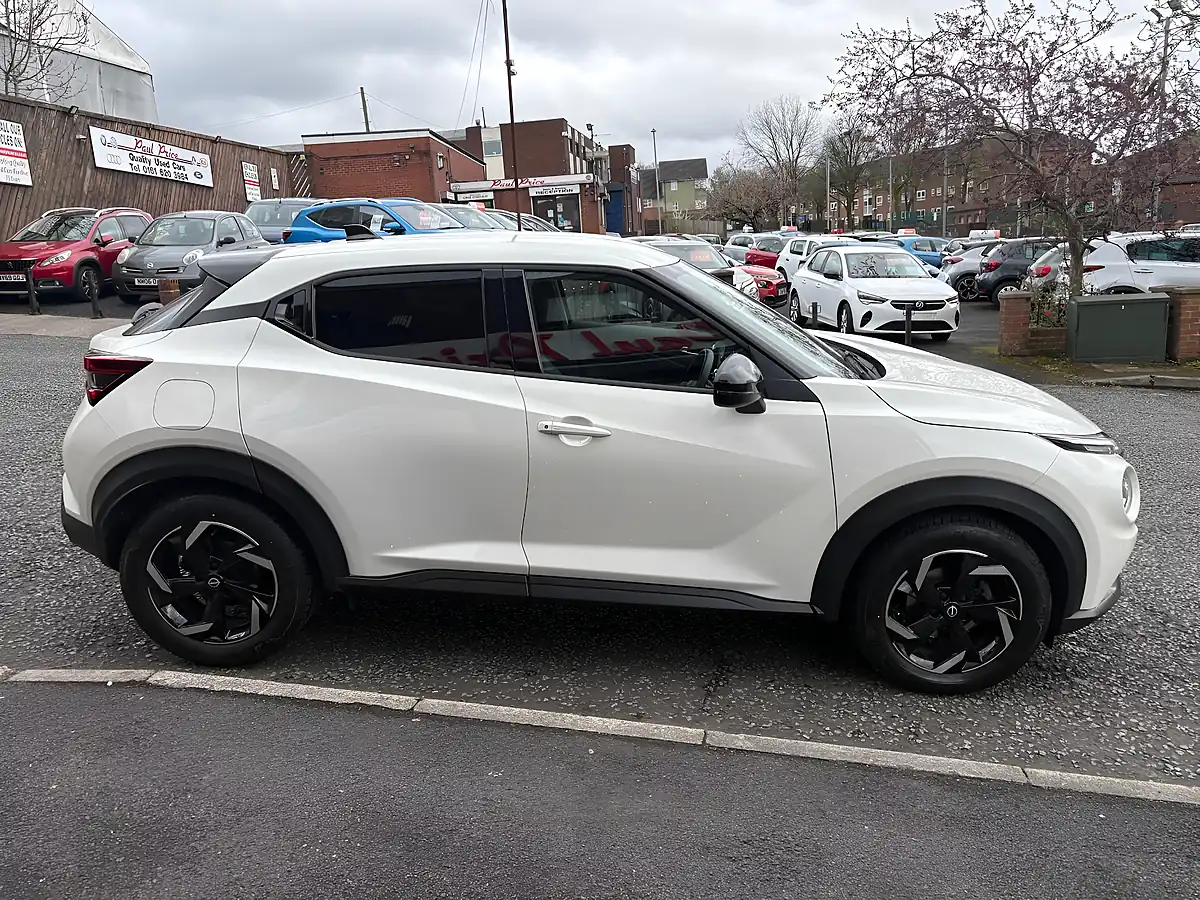 Used 2023 Nissan Juke N-Connecta White - Interior and Exterior details 2