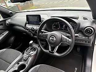 Used 2023 Nissan Juke N-Connecta White - Interior and Exterior details 9