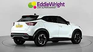 Used 2023 Nissan Juke N-Connecta White - Interior and Exterior details 7