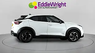 Used 2023 Nissan Juke N-Connecta White - Interior and Exterior details 8