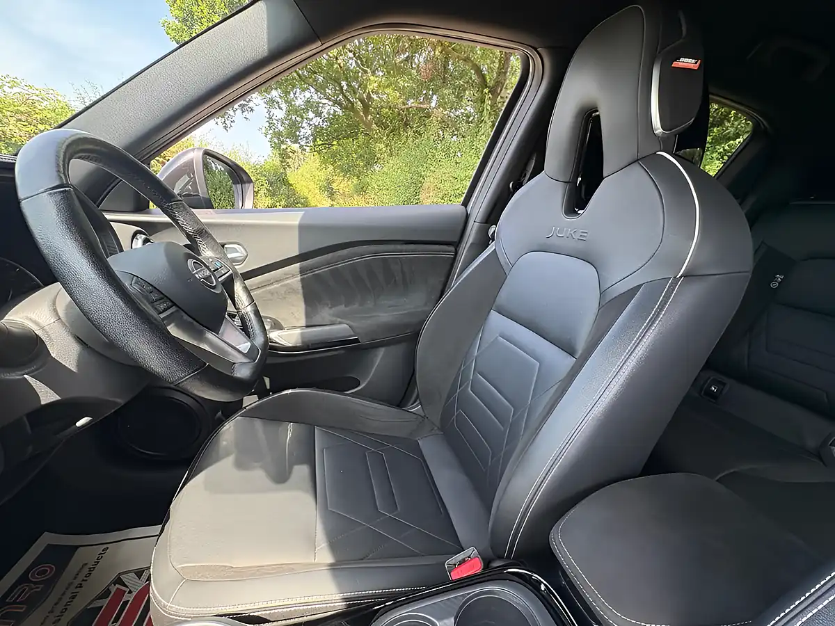 Used 2023 Nissan Juke Tekna+ Grey - Interior and Exterior details 10