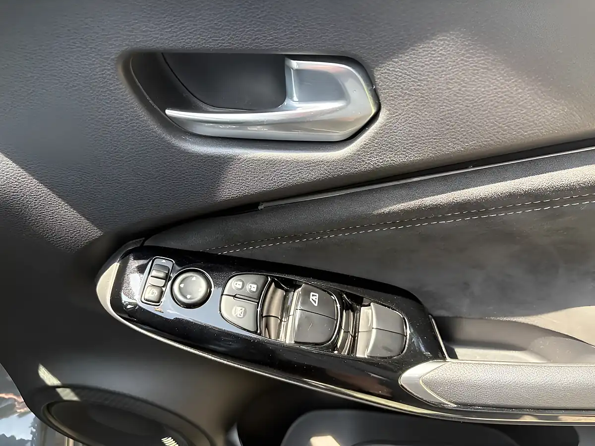Used 2023 Nissan Juke Tekna+ Grey - Interior and Exterior details 19