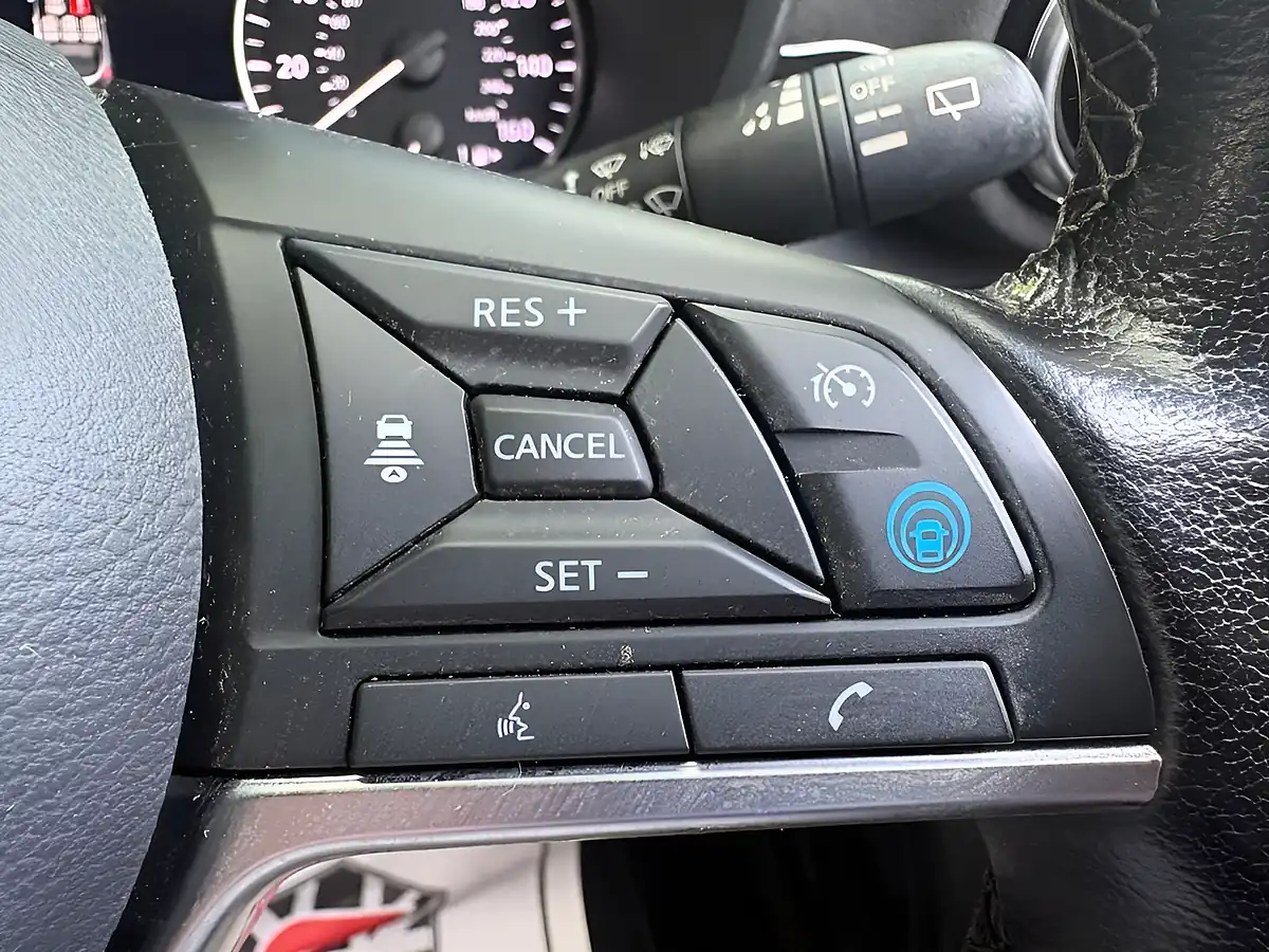 Used 2023 Nissan Juke Tekna+ Grey - Interior and Exterior details 20