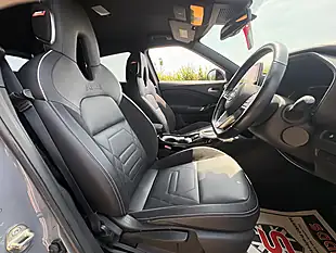 Used 2023 Nissan Juke Tekna+ Grey - Interior and Exterior details 9