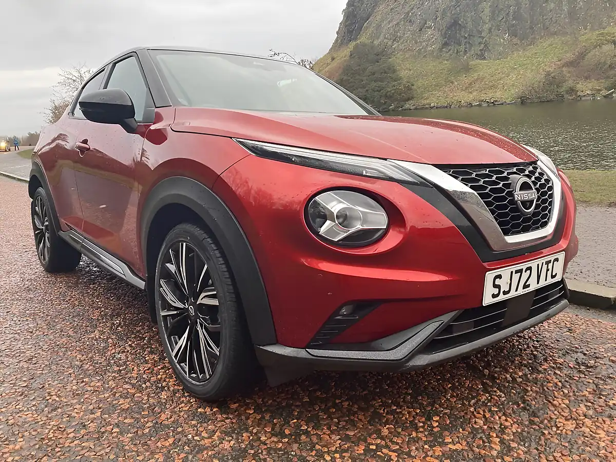 Used 2023 Nissan Juke Tekna+ Red - Front View