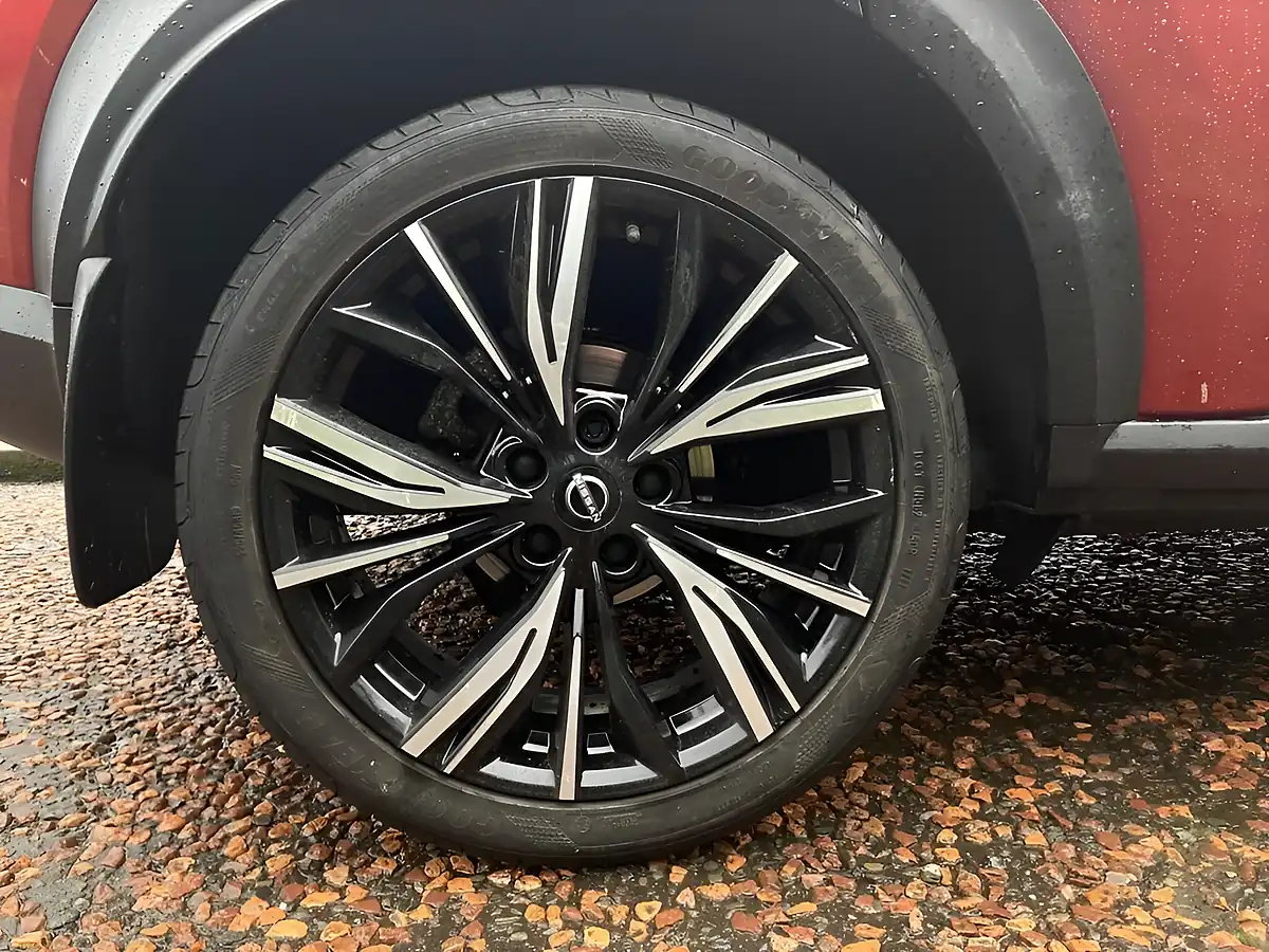 Used 2023 Nissan Juke Tekna+ Red - Interior and Exterior details 11
