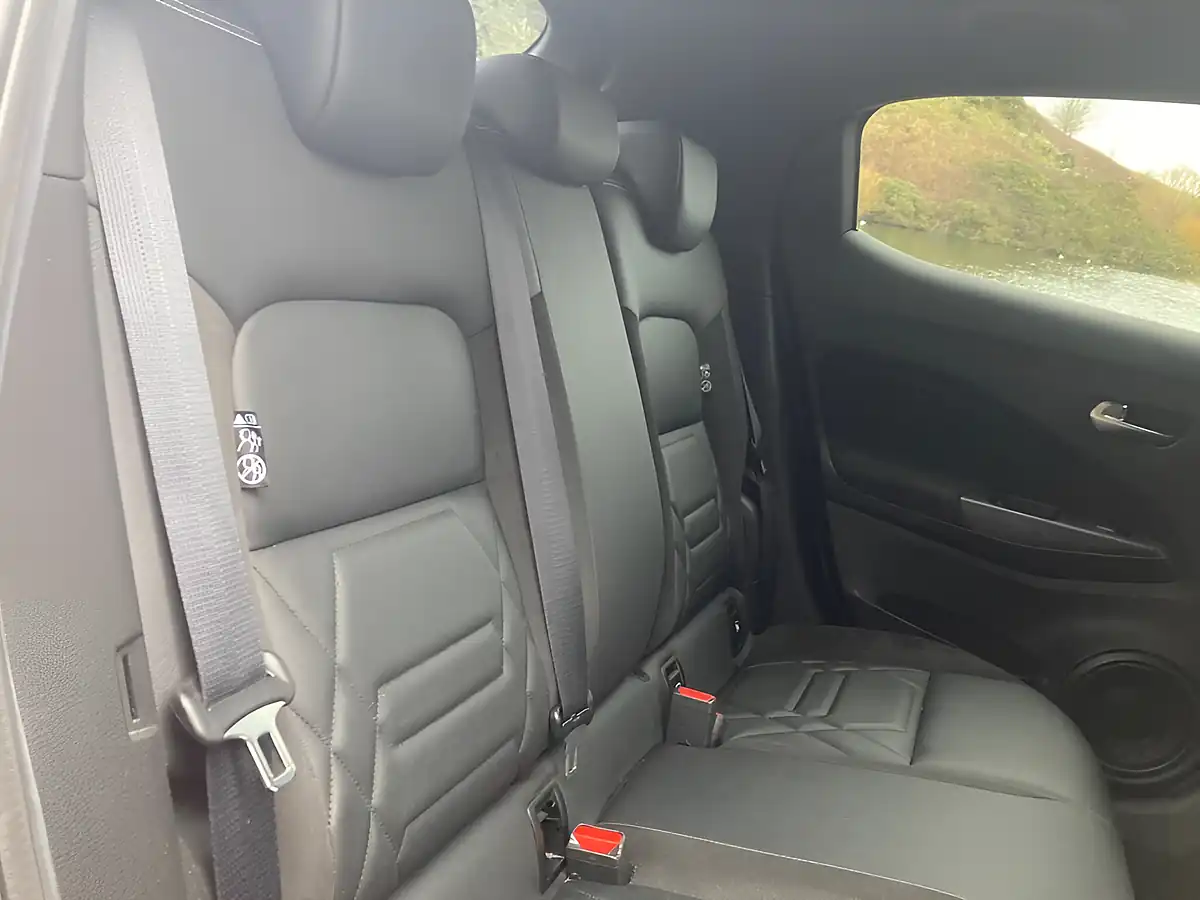 Used 2023 Nissan Juke Tekna+ Red - Interior and Exterior details 13