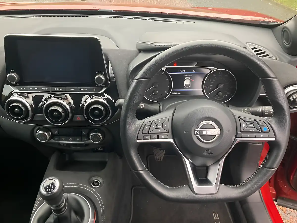 Used 2023 Nissan Juke Tekna+ Red - Interior and Exterior details 15