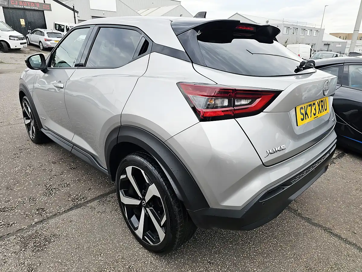 Used 2023 Nissan Juke Tekna Silver - Interior and Exterior details 5