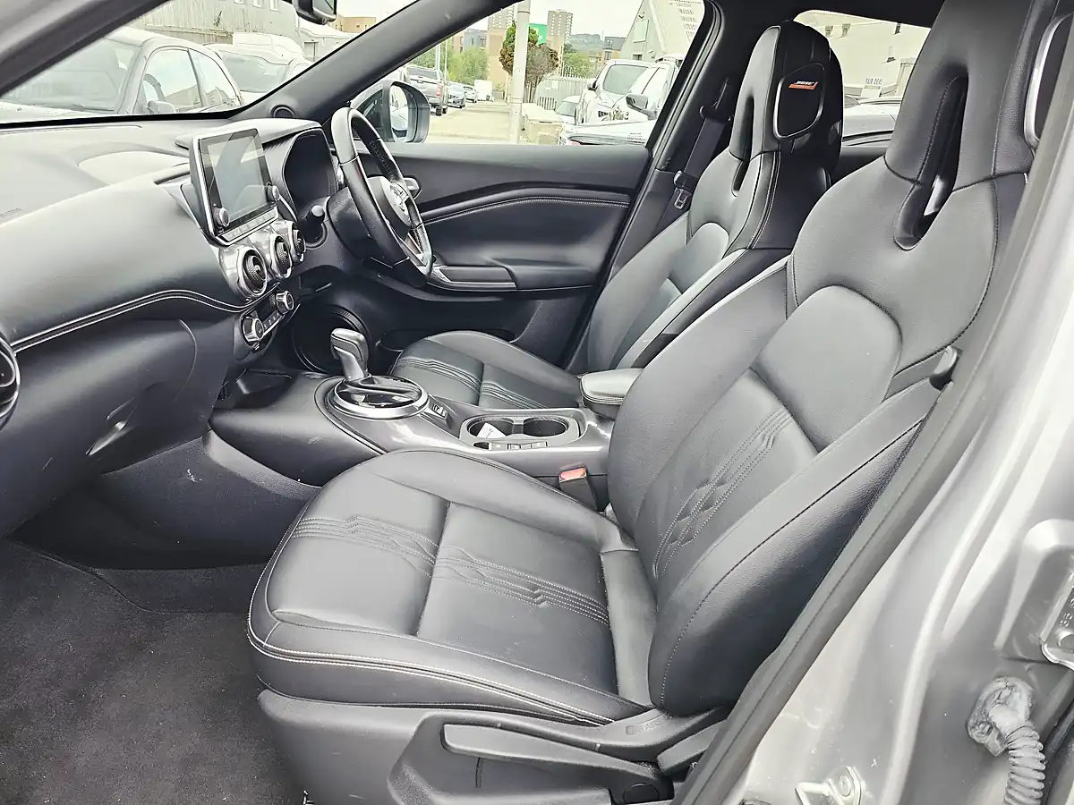 Used 2023 Nissan Juke Tekna Silver - Interior and Exterior details 7