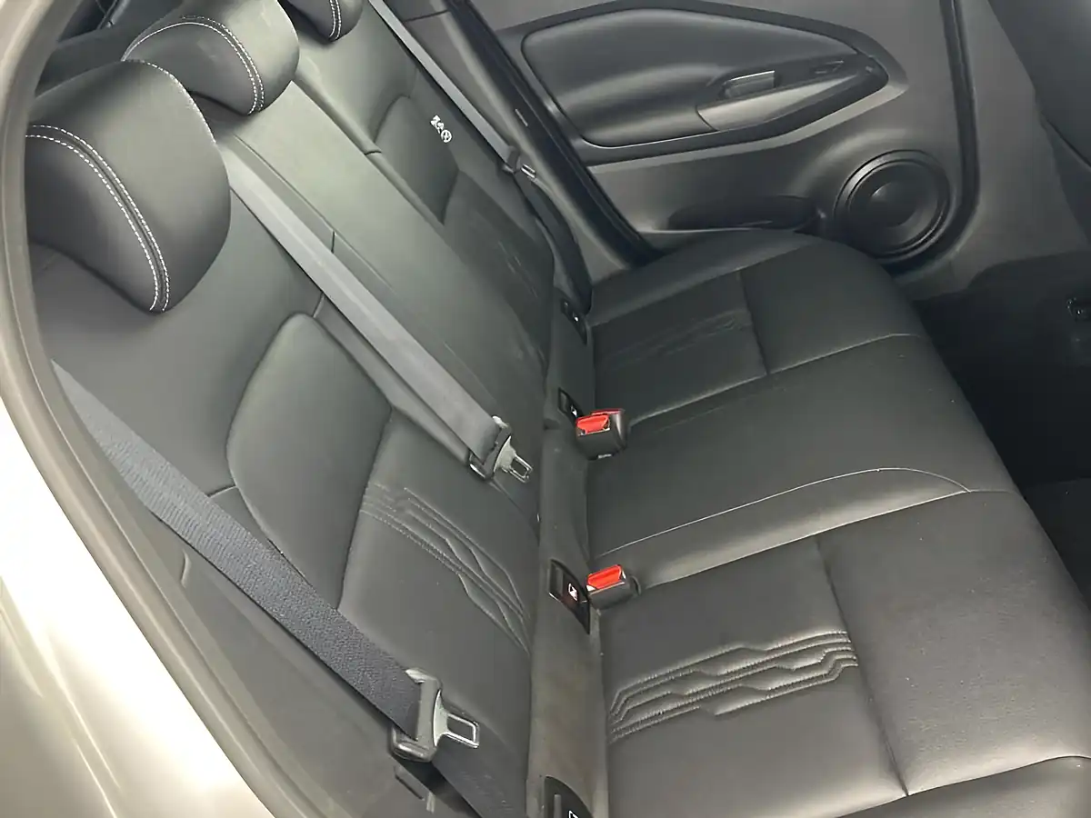 Used 2023 Nissan Juke Tekna Silver - Interior and Exterior details 3