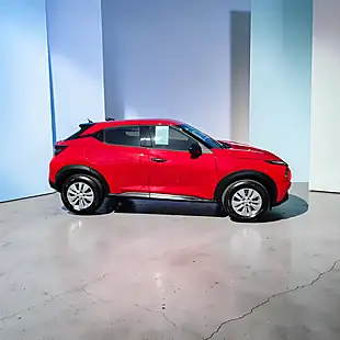 Used 2023 Nissan Juke Visia Edition Flame Red - Interior and Exterior details 7