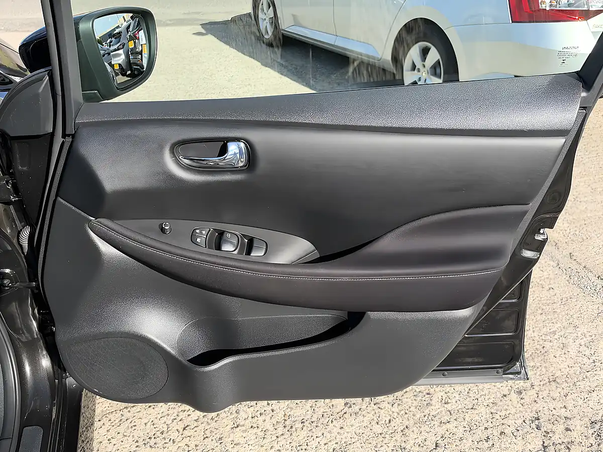 Used 2023 Nissan Leaf Acenta Black Pearl Metallic - Interior and Exterior details 15