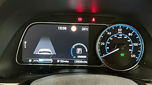 Used 2023 Nissan Leaf Acenta Grey - Interior and Exterior details 9