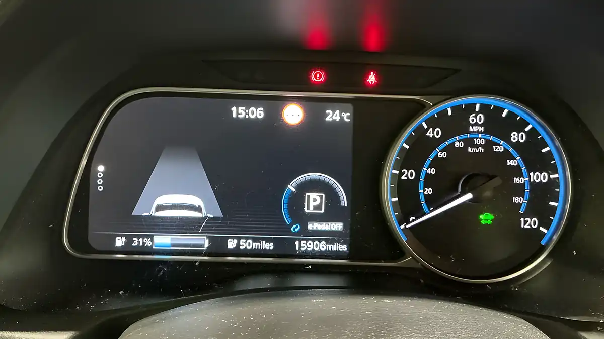 Used 2023 Nissan Leaf Acenta Grey - Interior and Exterior details 9