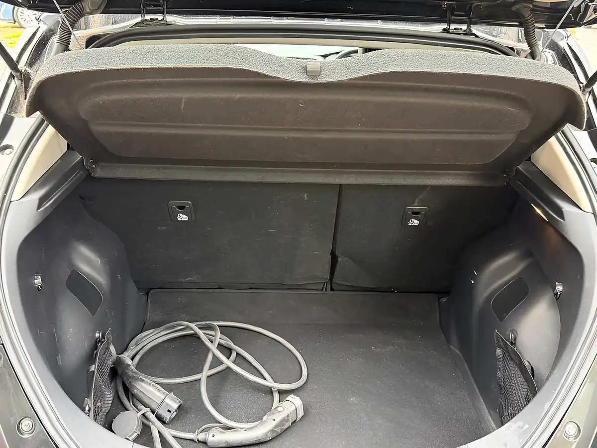 Used 2023 Nissan Leaf N-Connecta Black - Interior and Exterior details 12