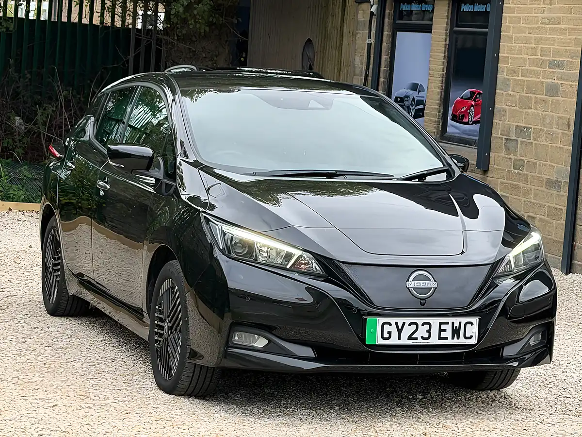 Used 2023 Nissan Leaf N-Connecta Black - Interior and Exterior details 16