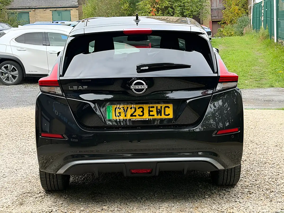 Used 2023 Nissan Leaf N-Connecta Black - Interior and Exterior details 6