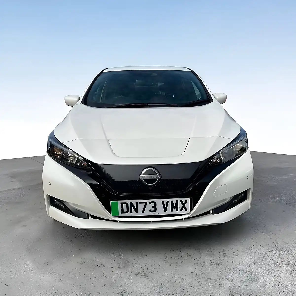Used 2023 Nissan Leaf N-Connecta EV N-Connecta Arctic White - Interior and Exterior details 3