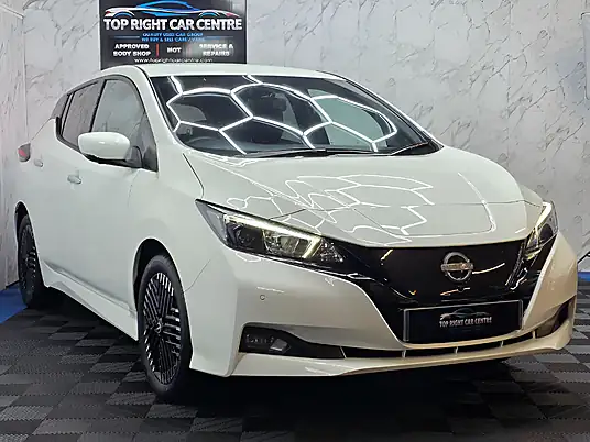 2023 Nissan LEAF Shiro 39kWh