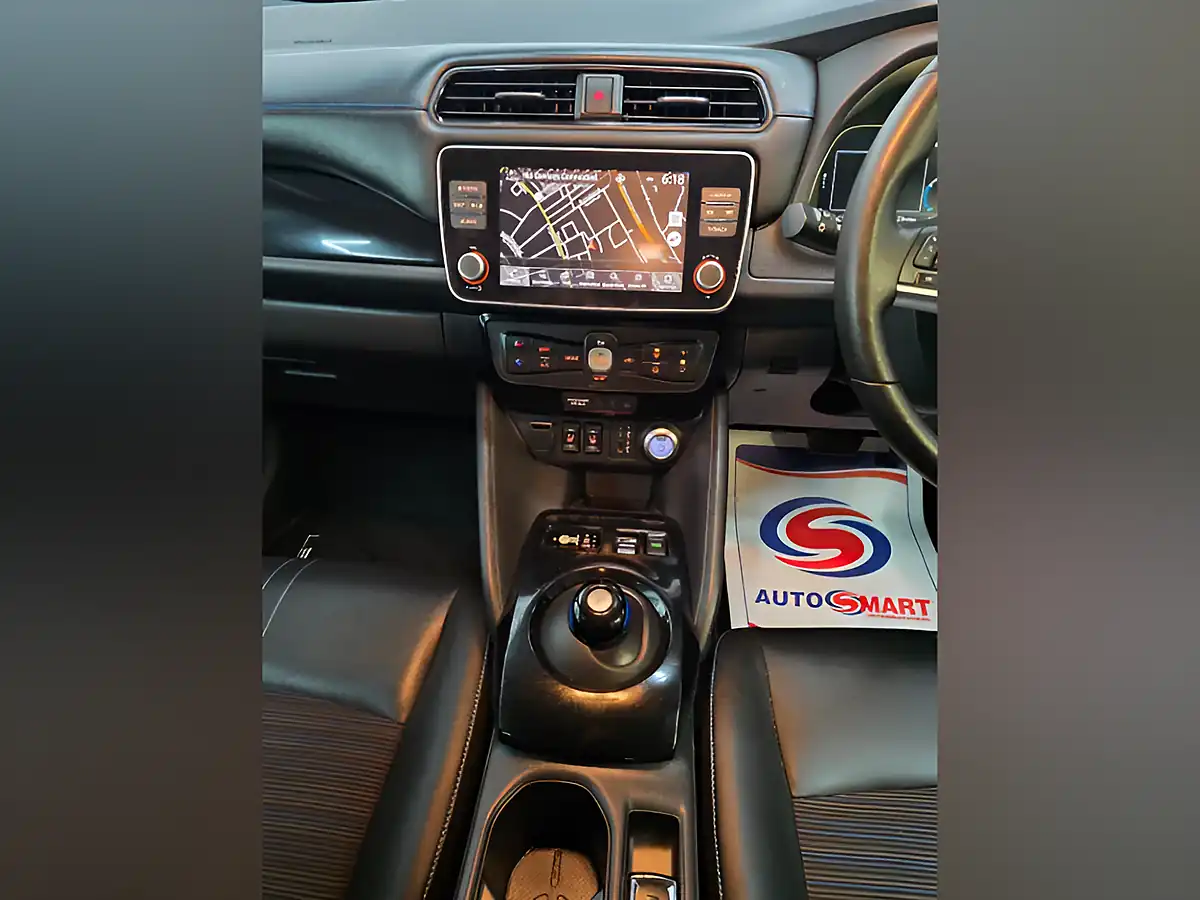 Used 2023 Nissan Leaf Shiro White - Interior and Exterior details 13