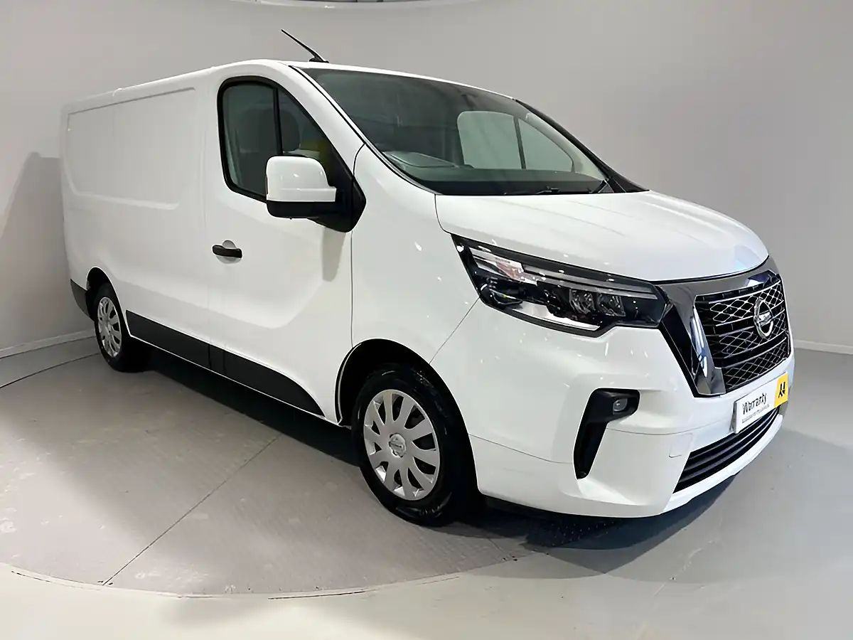 Used 2023 Nissan Primastar Acenta White - Interior and Exterior details 2