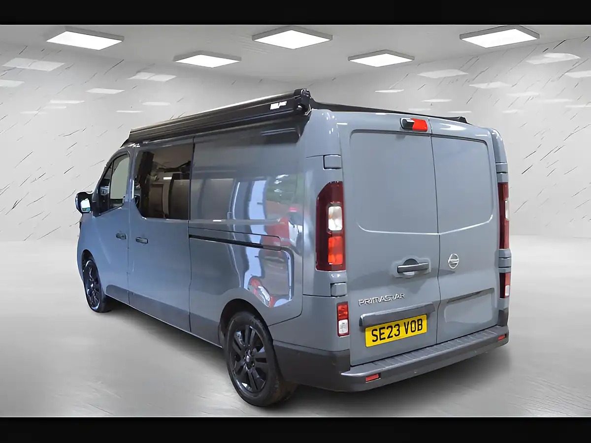 Used 2023 Nissan Primastar Tekna Grey - Interior and Exterior details 5