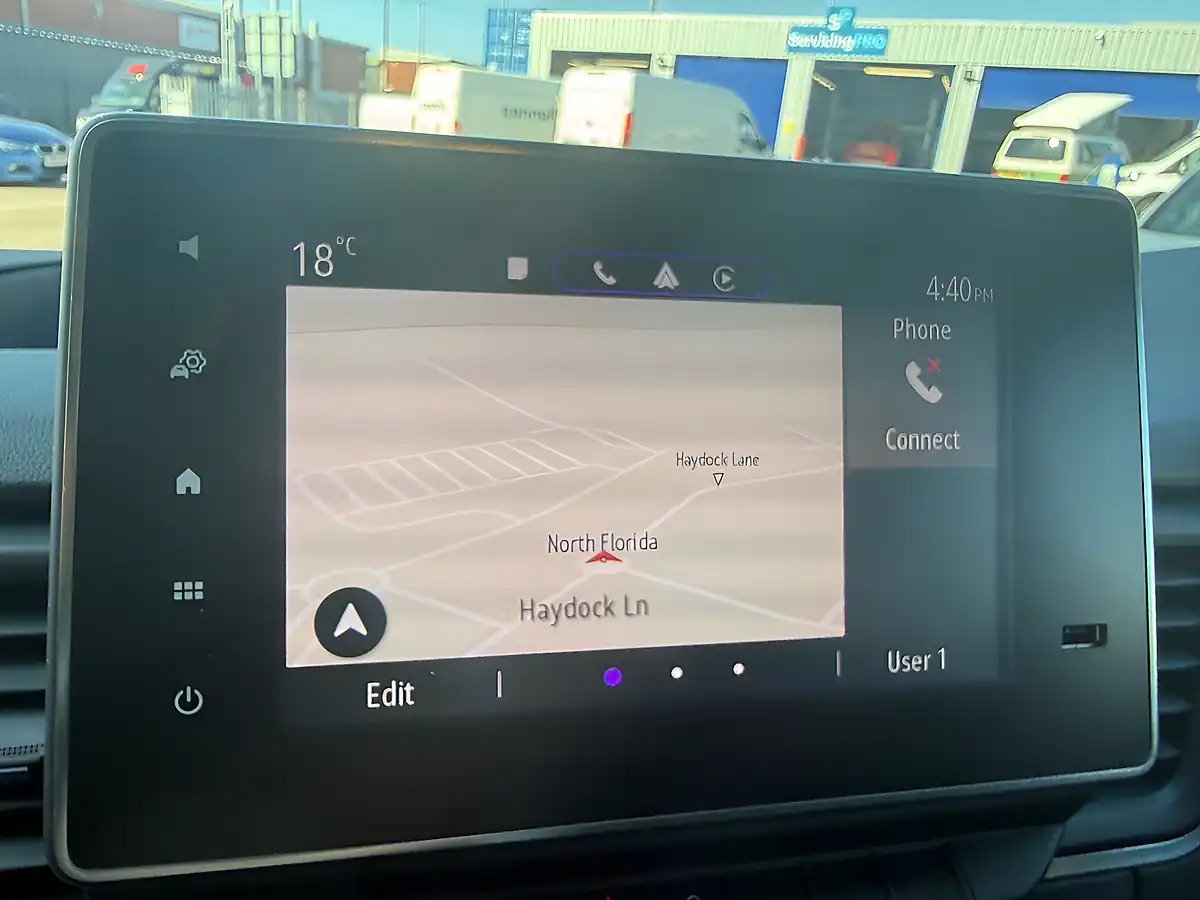 Used 2023 Nissan Primastar Tekna Grey - Interior and Exterior details 13