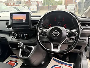 Used 2023 Nissan Primastar Tekna L1 Grey - Interior and Exterior details 14