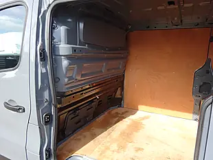 Used 2023 Nissan Primastar Tekna L1 H1 (swb) Grey - Interior and Exterior details 13