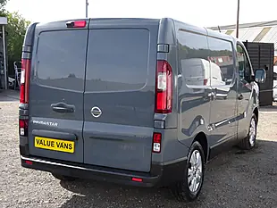 Used 2023 Nissan Primastar Tekna L1 H1 (swb) Grey - Interior and Exterior details 17