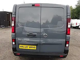 Used 2023 Nissan Primastar Tekna L1 H1 (swb) Grey - Interior and Exterior details 14