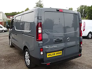 Used 2023 Nissan Primastar Tekna L1 H1 (swb) Grey - Interior and Exterior details 15
