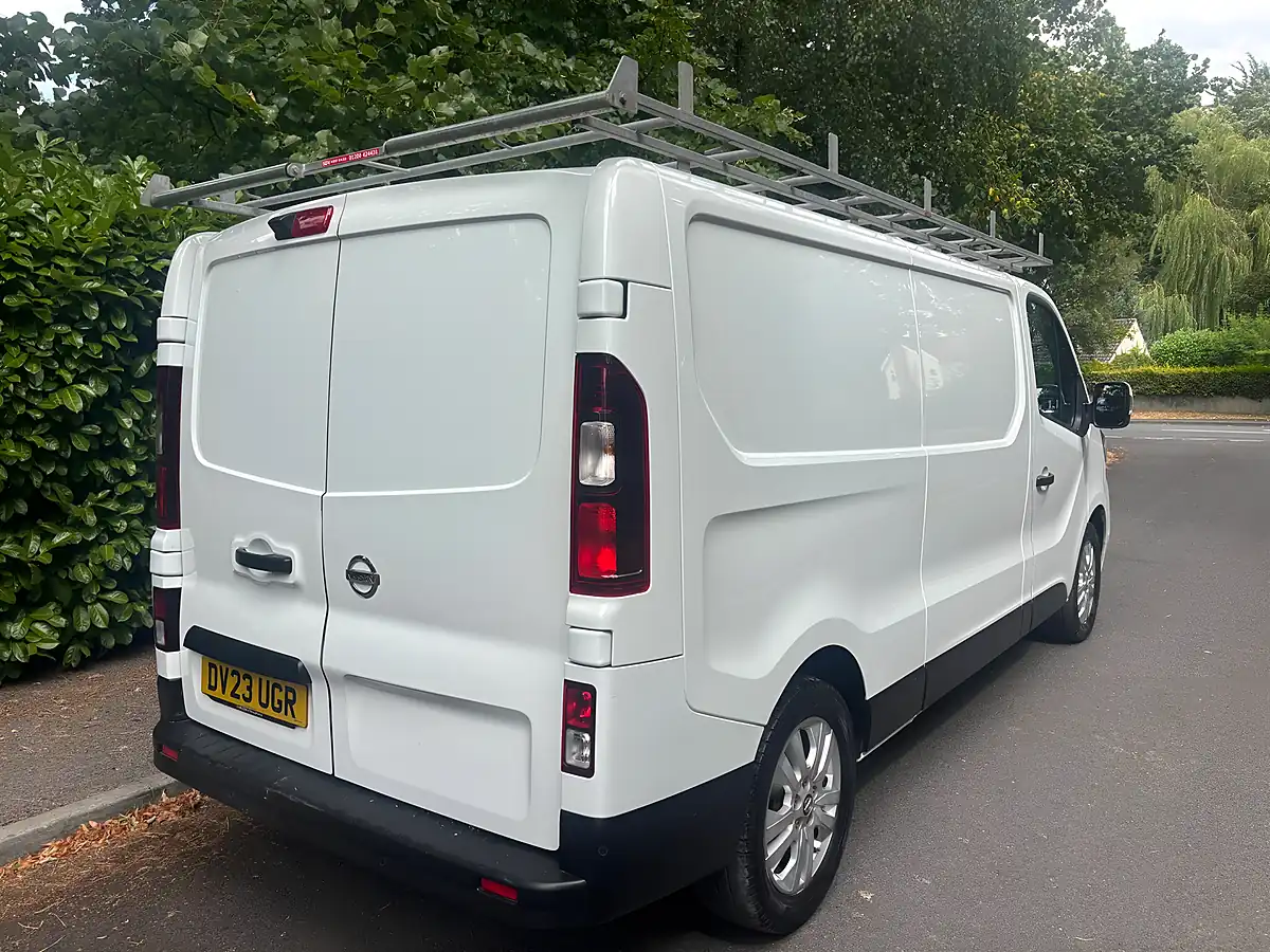 Used 2023 Nissan Primastar Tekna L2 H1 White - Interior and Exterior details 8