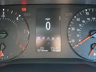 Used 2023 Nissan Primastar Tekna White - Interior and Exterior details 12