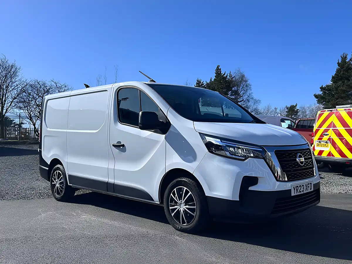 Used 2023 Nissan Primastar Visia White - Interior and Exterior details 2