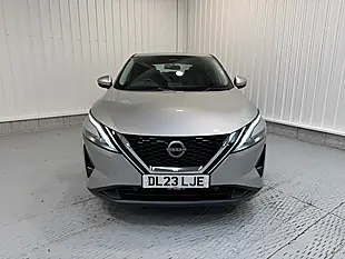 Used 2023 Nissan Qashqai Acenta Premium Blade Silver - Interior and Exterior details 2