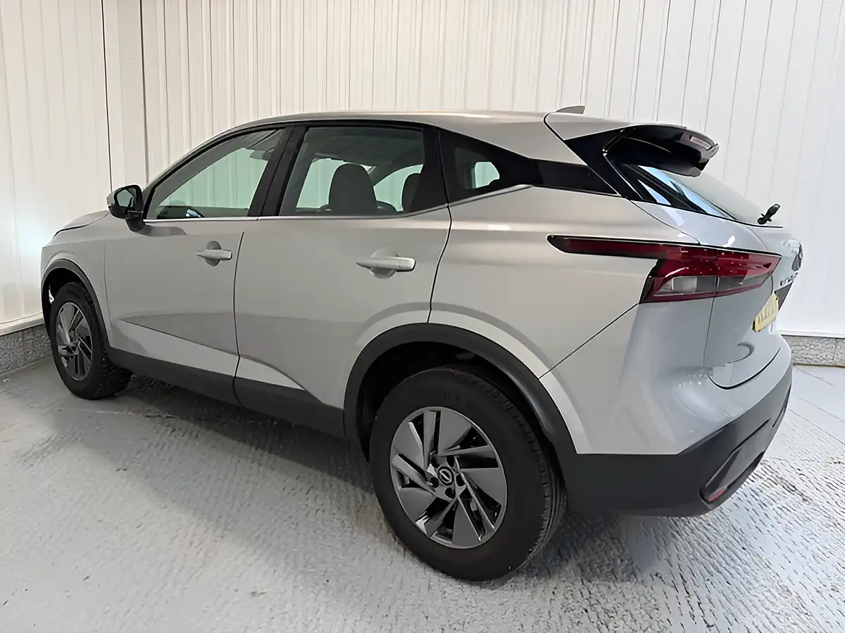 Used 2023 Nissan Qashqai Acenta Premium Blade Silver - Interior and Exterior details 5