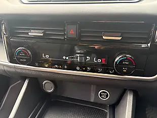 Used 2023 Nissan Qashqai Acenta Premium Blue - Interior and Exterior details 18