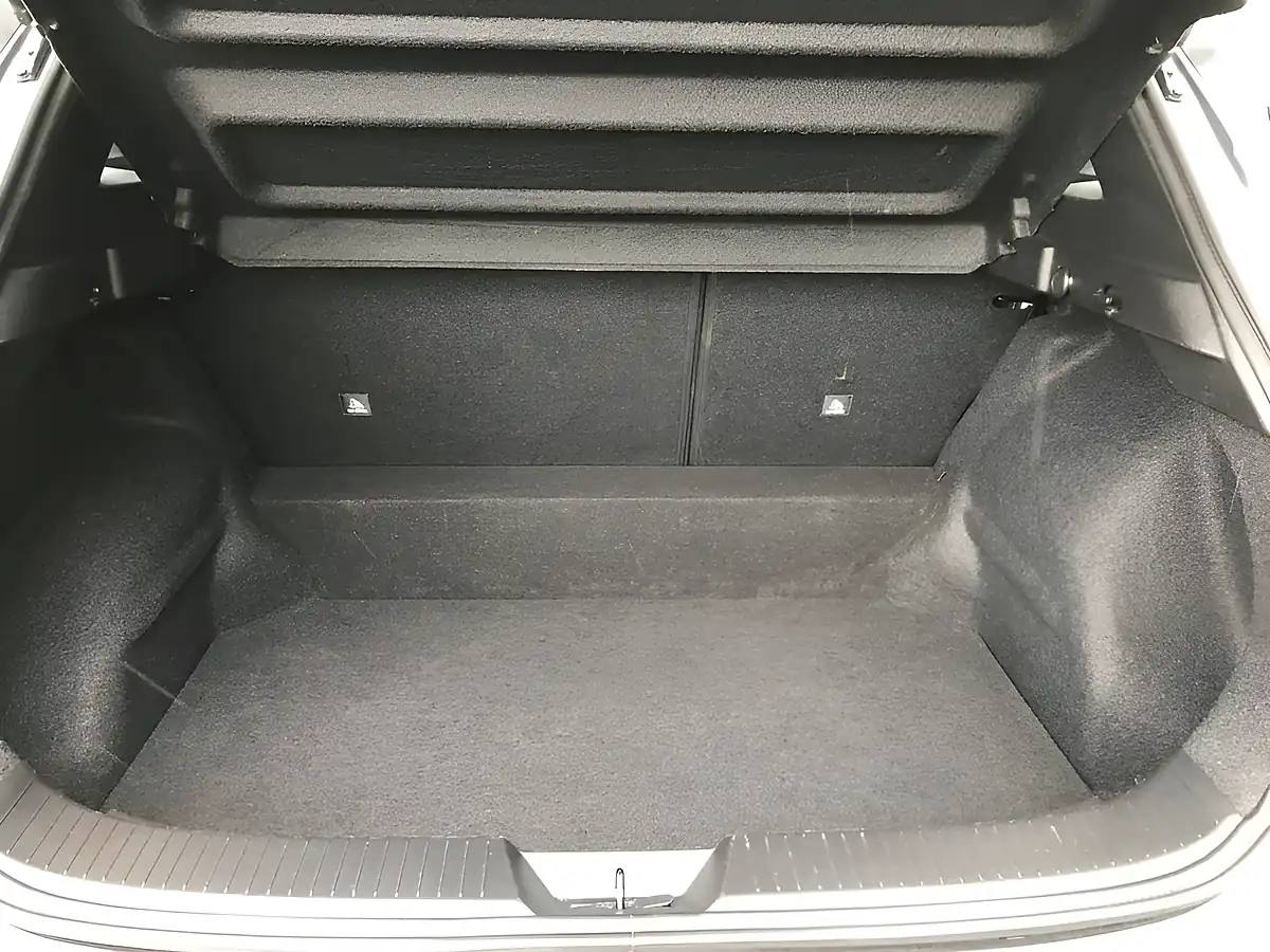 Used 2023 Nissan Qashqai Acenta Premium Grey - Interior and Exterior details 12