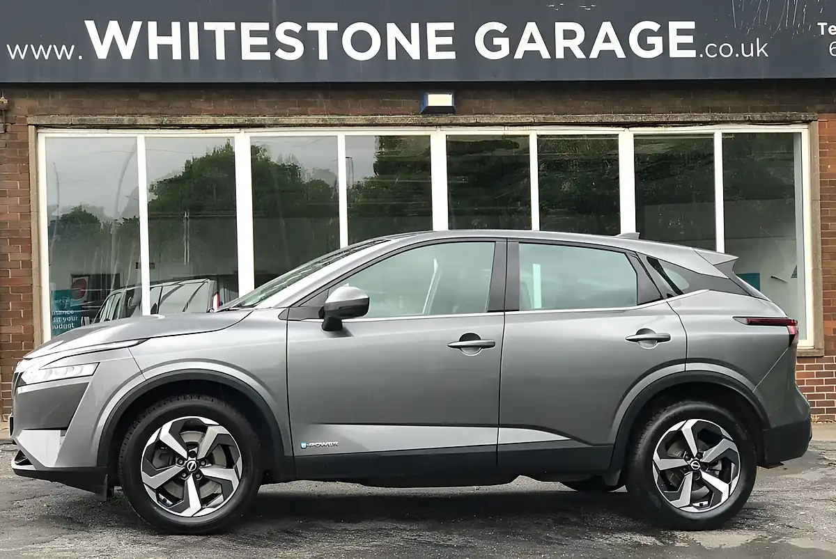 Used 2023 Nissan Qashqai Acenta Premium Grey - Interior and Exterior details 7