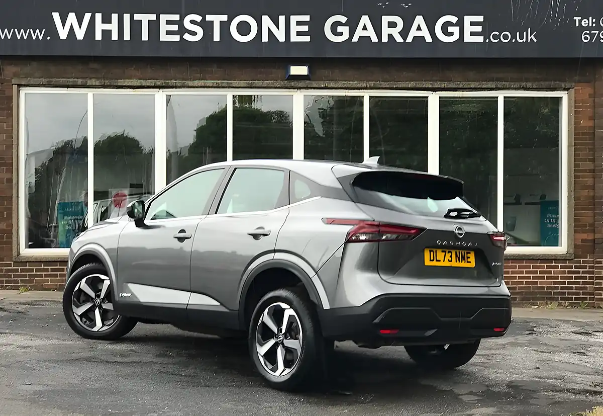 Used 2023 Nissan Qashqai Acenta Premium Grey - Interior and Exterior details 8