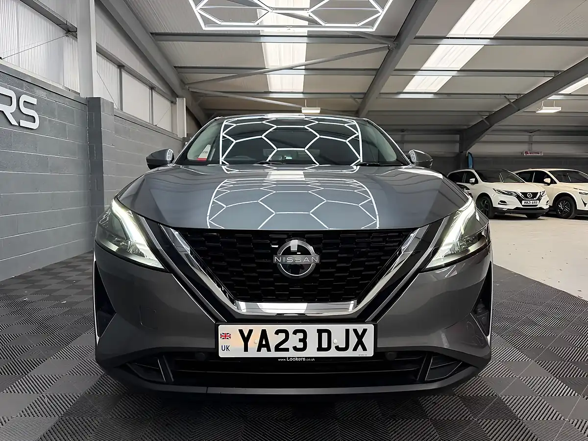 Used 2023 Nissan Qashqai Acenta Premium Grey - Interior and Exterior details 4