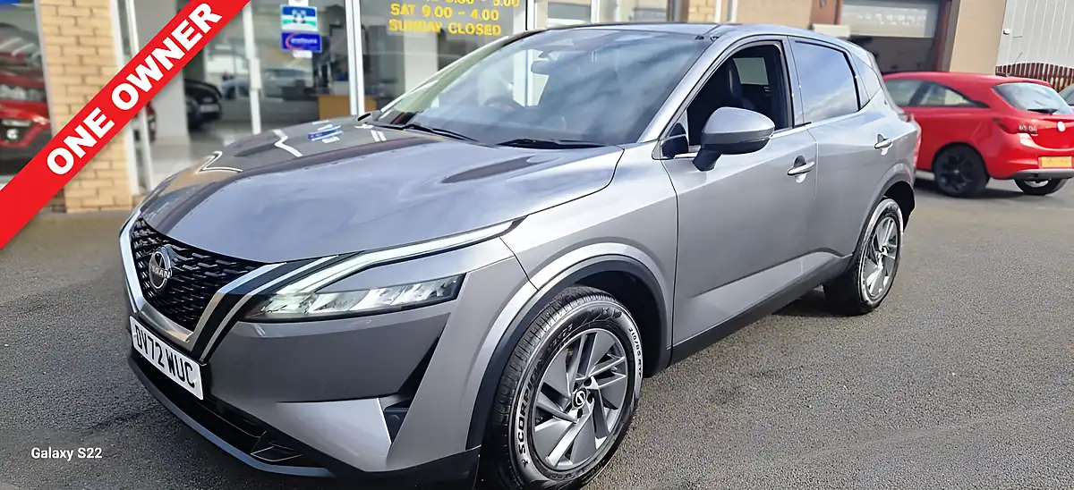 Used 2023 Nissan Qashqai Acenta Premium Grey - Front View