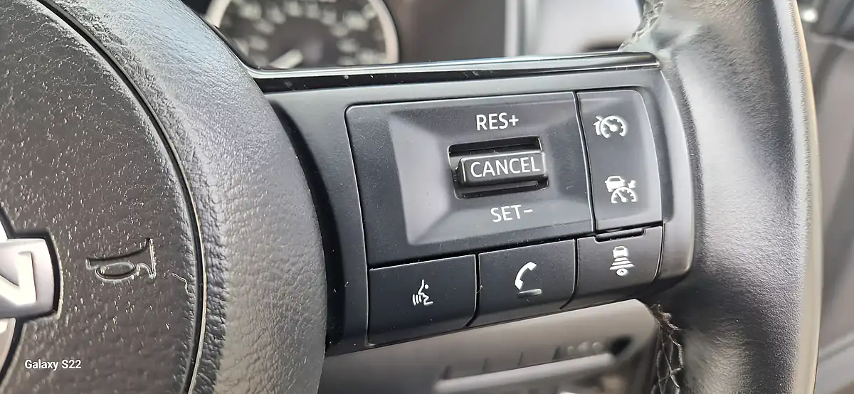 Used 2023 Nissan Qashqai Acenta Premium Grey - Interior and Exterior details 17