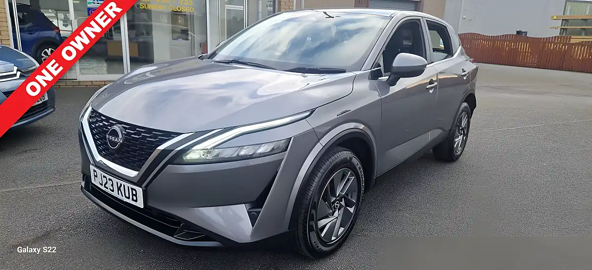 Used 2023 Nissan Qashqai Acenta Premium Grey - Front View