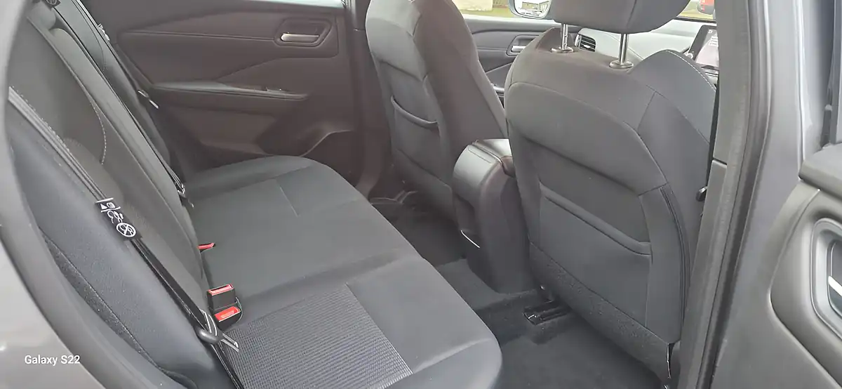 Used 2023 Nissan Qashqai Acenta Premium Grey - Interior and Exterior details 13