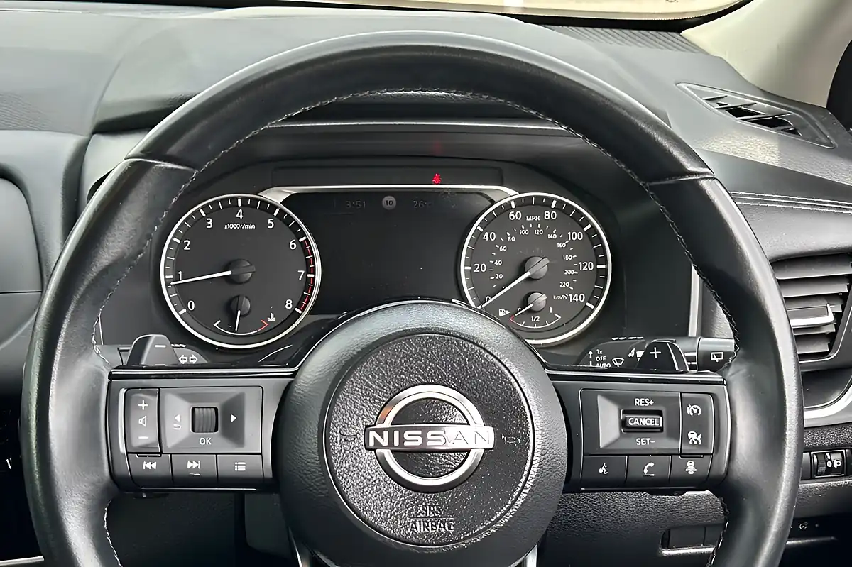Used 2023 Nissan Qashqai Acenta Premium Storm White - Interior and Exterior details 13