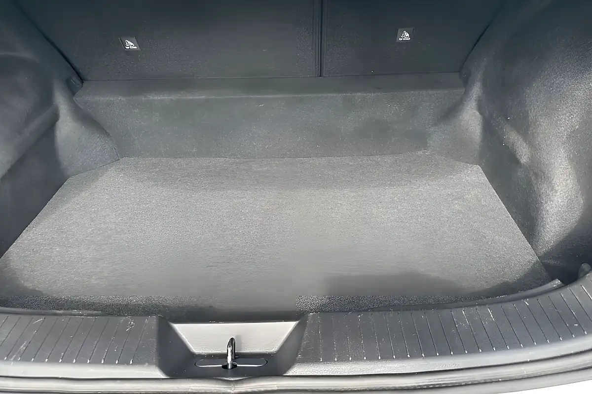 Used 2023 Nissan Qashqai Acenta Premium Storm White - Interior and Exterior details 18